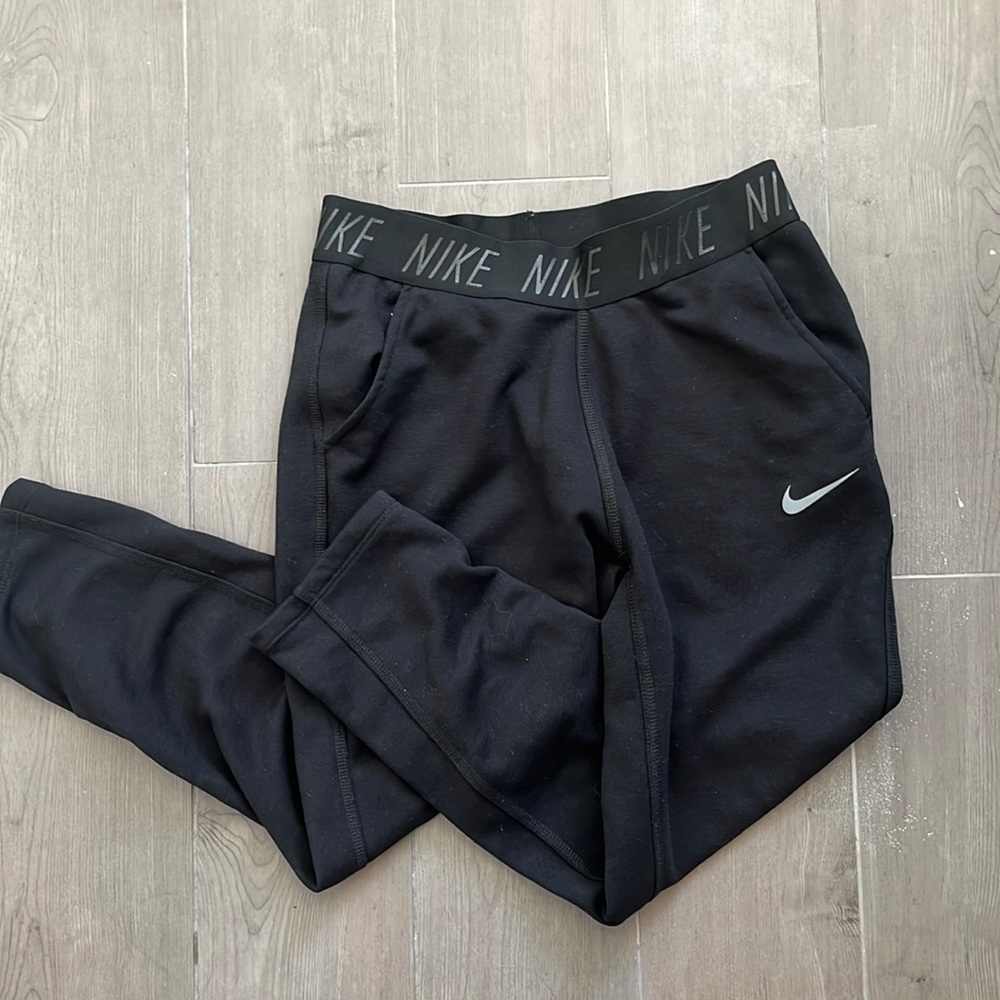 Nike XS sweatpants.